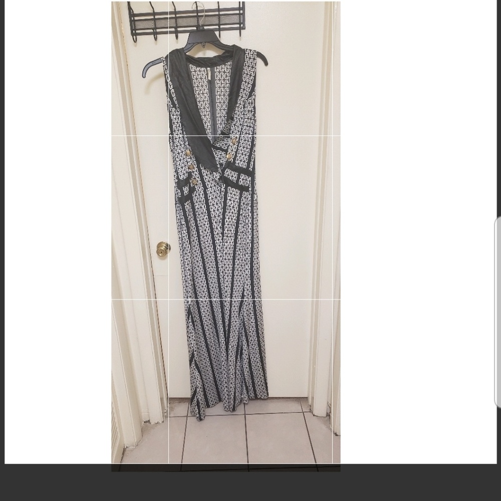 Gorgeous Body Maxi Dress